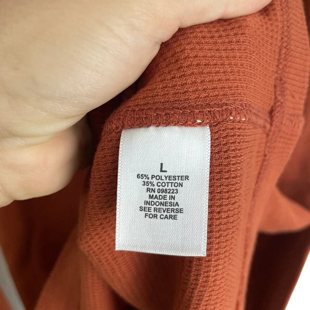Magellan Mens Size Large Thermal Long Sleeve Shirt Waffle Knit Layering Top Rust
